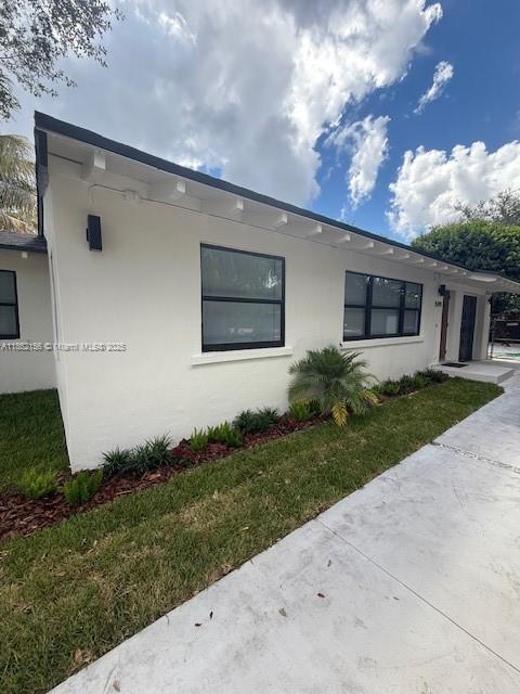 Building Photo - 5191 SW 67th Ave