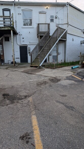 Stairway/Entry to Apartment Building - 113 N Main St