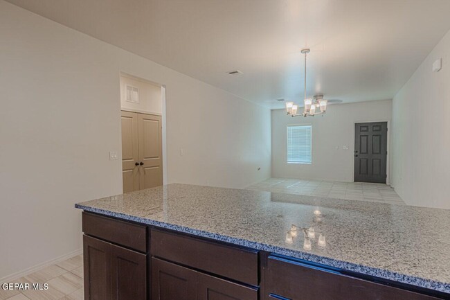 Building Photo - 8912 Norton St