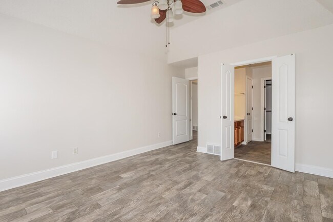 Building Photo - 1080 Cross Wood Ln