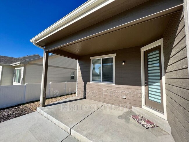 Building Photo - 3218 San Carlo Ave