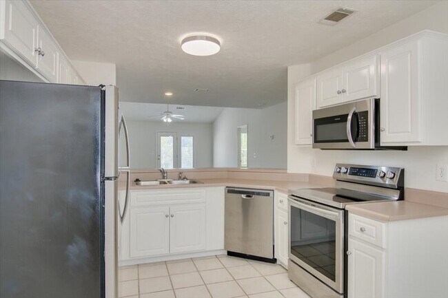 Building Photo - 968 Cammaron Way