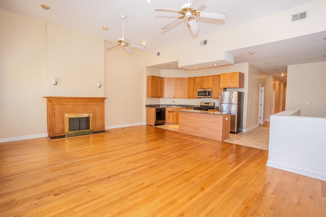 Building Photo - 3710 N Halsted St