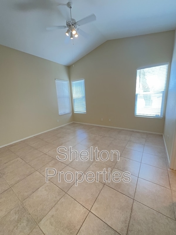 Building Photo - 12917 W Earll Dr