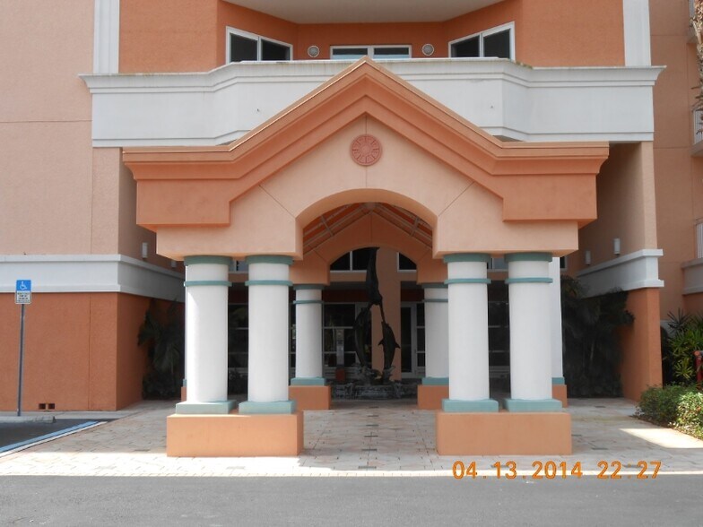 Building Photo - 4516 Seagull Dr