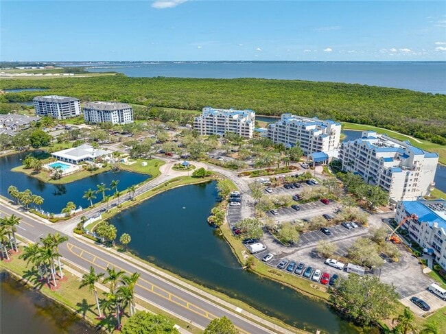 Building Photo - 2333 Feather Sound Dr
