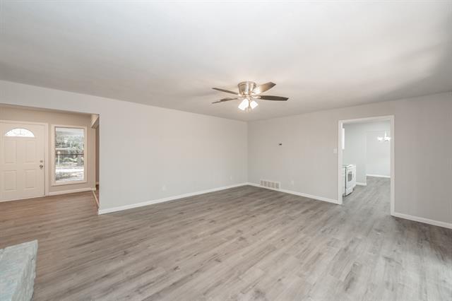 Building Photo - 6409 Yorkshire Dr