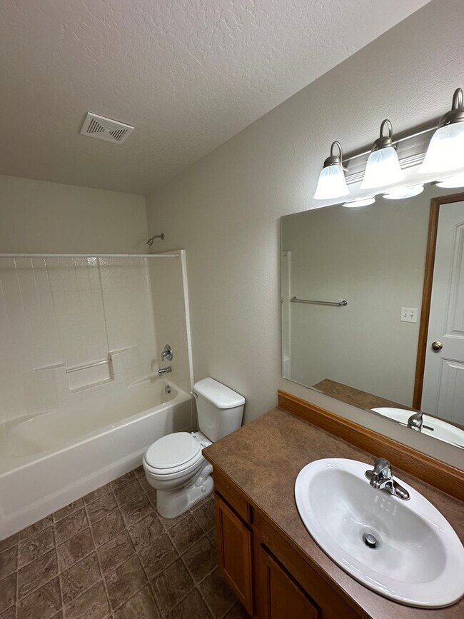 Building Photo - 6438 Trestle