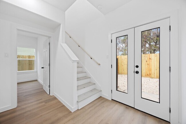 Building Photo - Brand-New Duplex for Rent – 3 Bed | 2.5 Bath