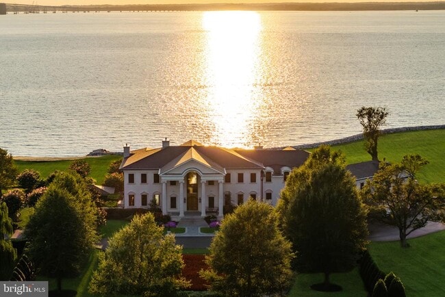 Building Photo - 200 Bridgeview Ln