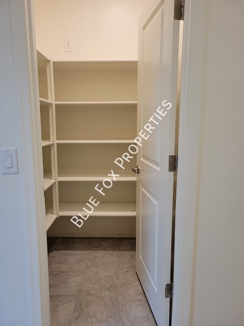 Building Photo - 5525 W Lazy Farm Dr