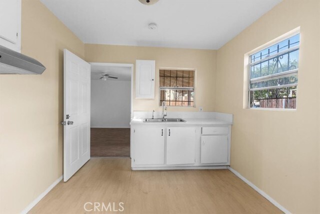 Building Photo - 10005 Denver Ave