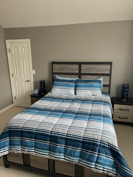 Building Photo - 404 Grace Ave