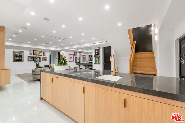 Building Photo - 17228 Otsego St