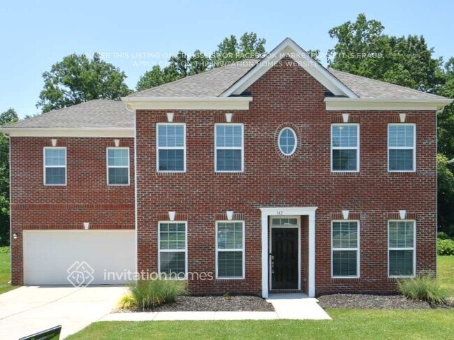 Primary Photo - 142 Sassafras Rd