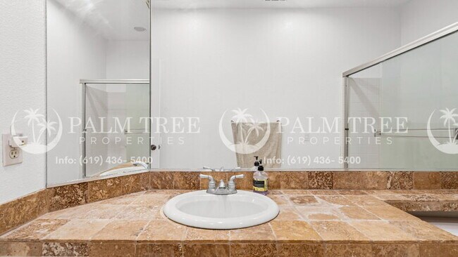 Building Photo - 6835 Halifax St