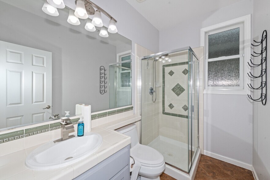 Building Photo - 183 Hearthstone Dr