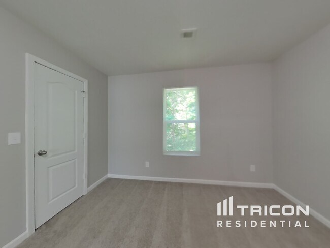 Building Photo - 2214 Turtle Point Road Charlotte NC