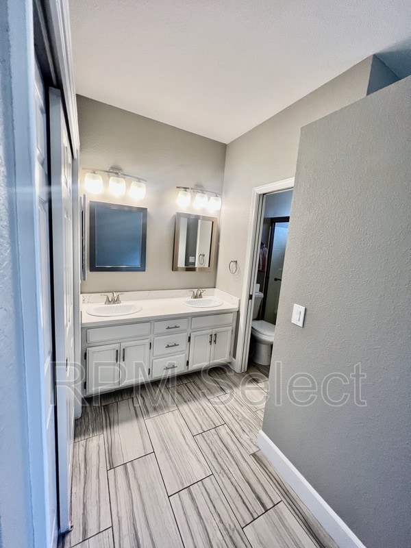 Building Photo - 1605 Paseo Flores Dr