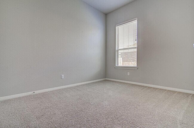 Building Photo - 20308 Crested Caracara Ln
