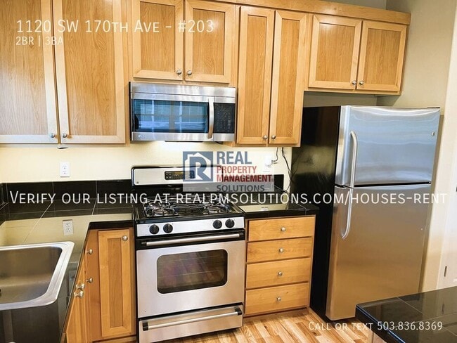 Building Photo - 1120 SW 170th Ave