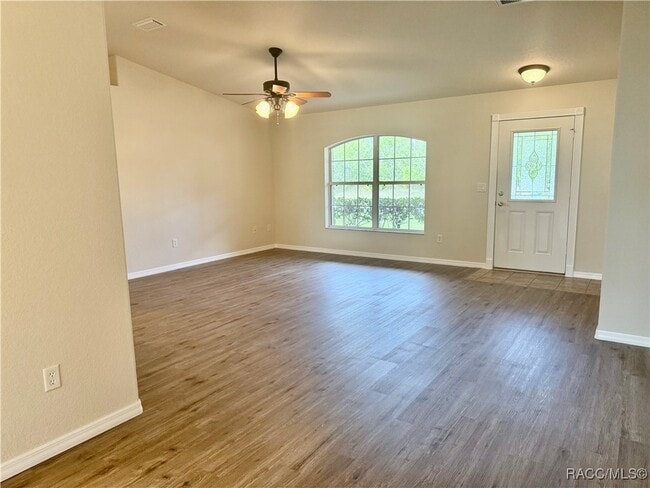 Building Photo - 5768 N Summerfield Point
