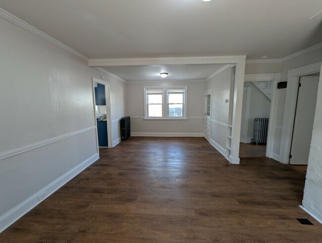 Building Photo - 258 Essex St