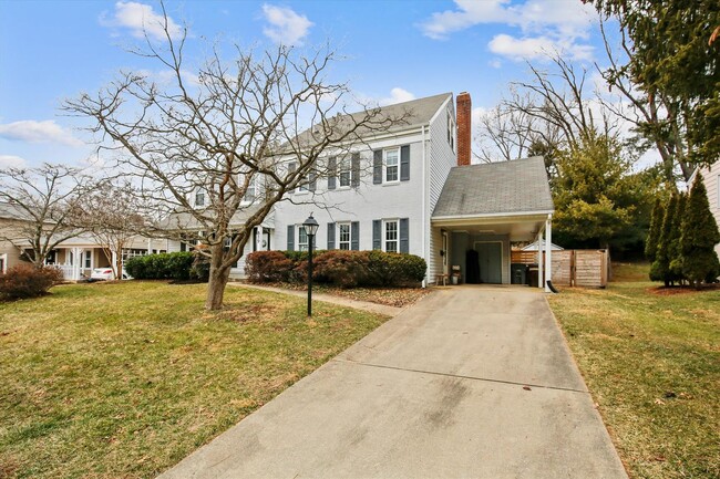 Building Photo - Fabulous 5BR 2.5BA Located in Close in Roc...