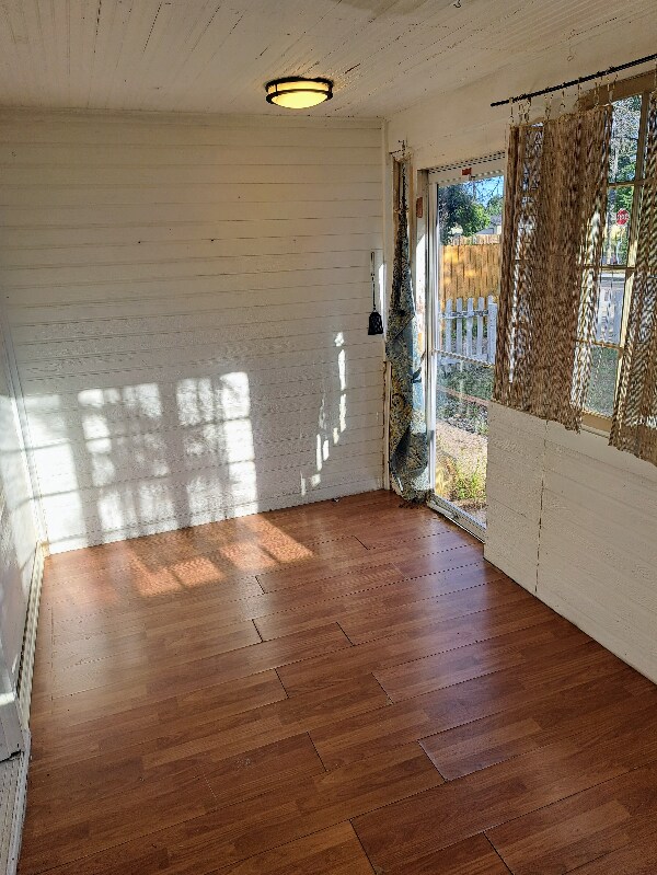 Building Photo - 226 E Harrison St