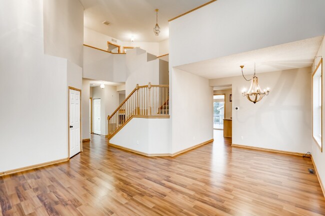 Building Photo - 7586 Inland Ln N