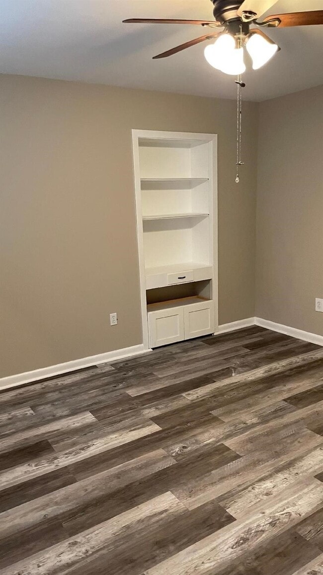 Building Photo - 2107 Timber Ln