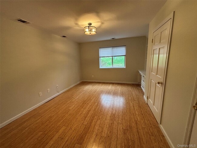 Building Photo - 2905 Fox Ln