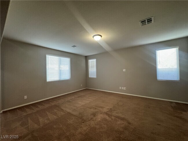 Building Photo - 5117 Fiery Sky Ridge St