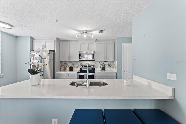Building Photo - 12209 Wild Iris Way