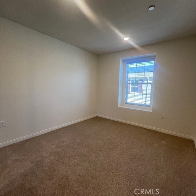 Building Photo - 4235 E Rincon St