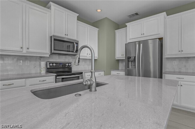 Building Photo - 28358 Captiva Shell Lp