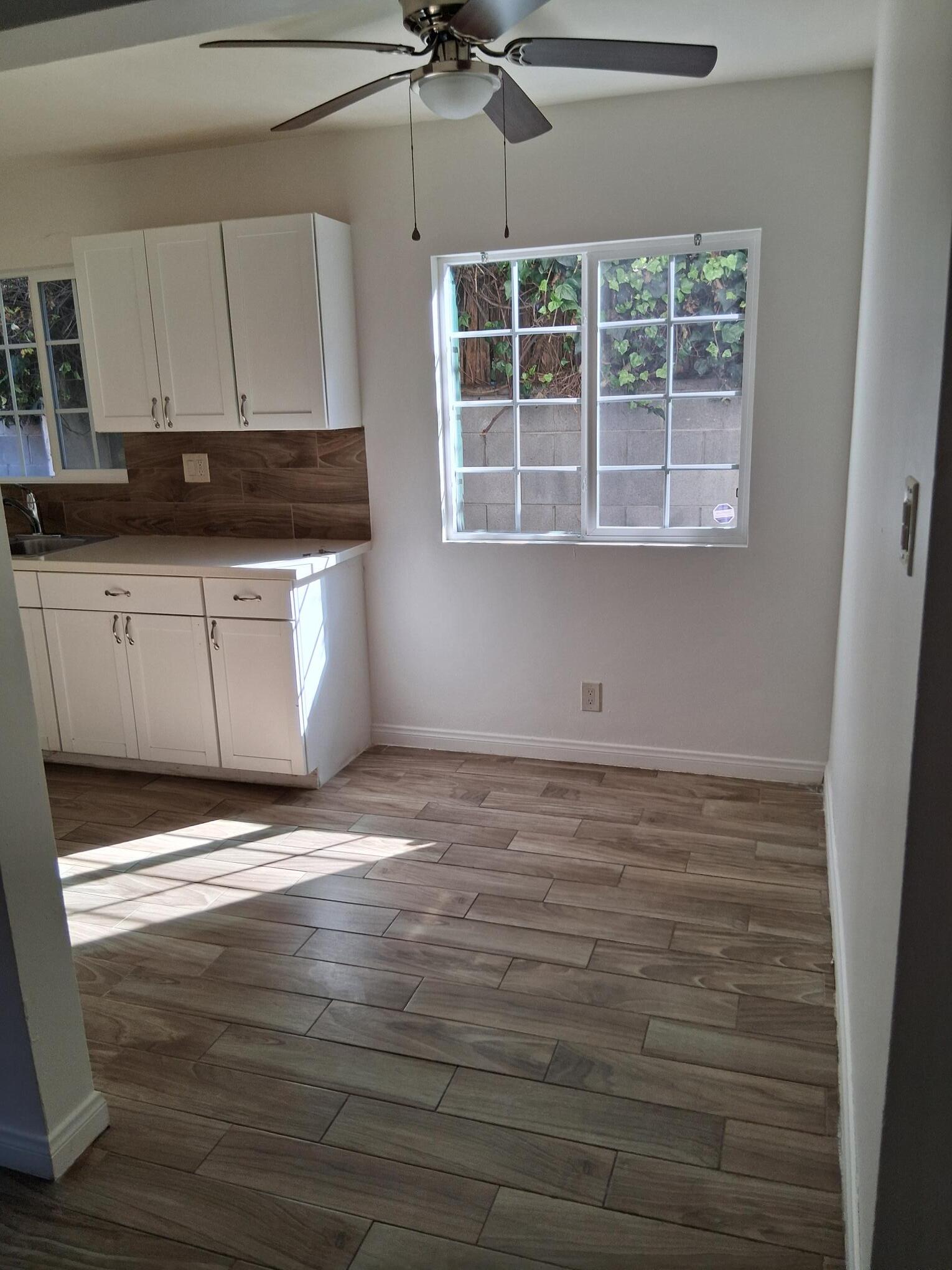 Building Photo - 641 Hardin Dr