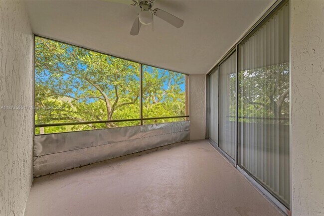 Building Photo - 3100 N Pine Island Rd