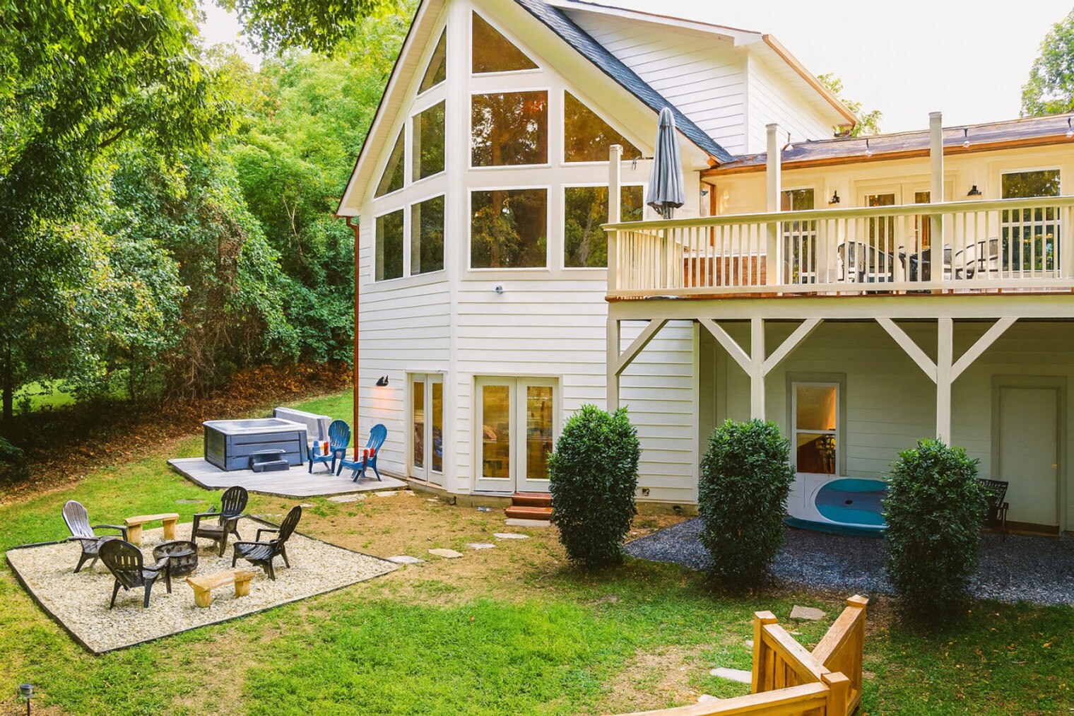 Building Photo - 555 Laurel Cove Rd