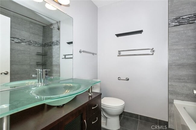 Building Photo - 5353 Corteen Pl