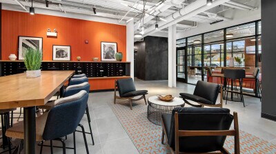 Building Photo - 941 W Dakin St