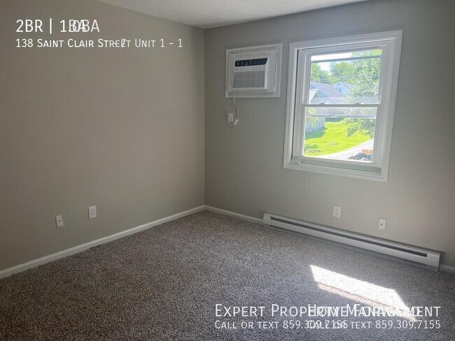 Building Photo - 138 St Clair St