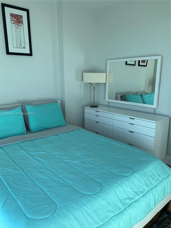 Building Photo - 7275 SW 90th St