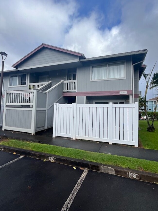 Primary Photo - 3 bedroom/2 bath unit in Milliani Mauka wi...