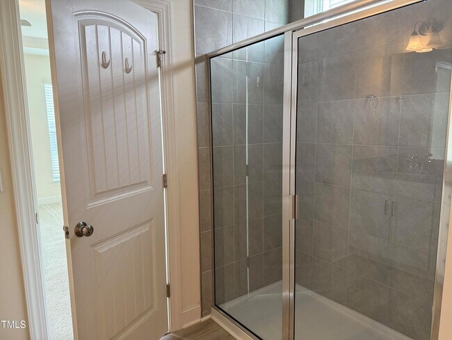 Building Photo - 529 Glenwyck Ct