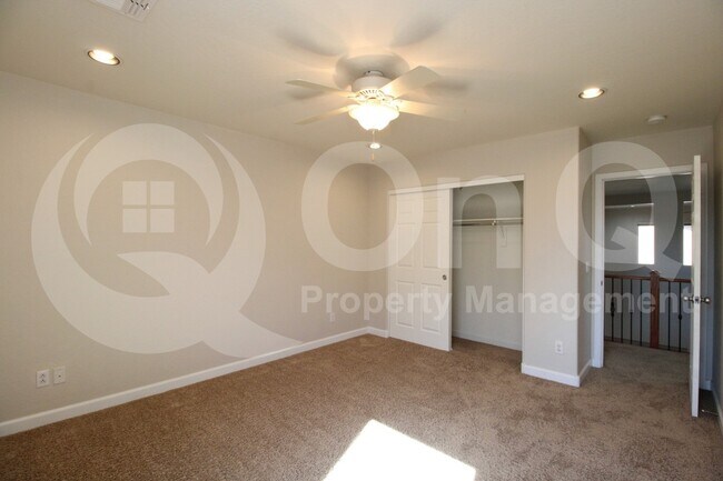 Building Photo - 22310 E Creekside Ct