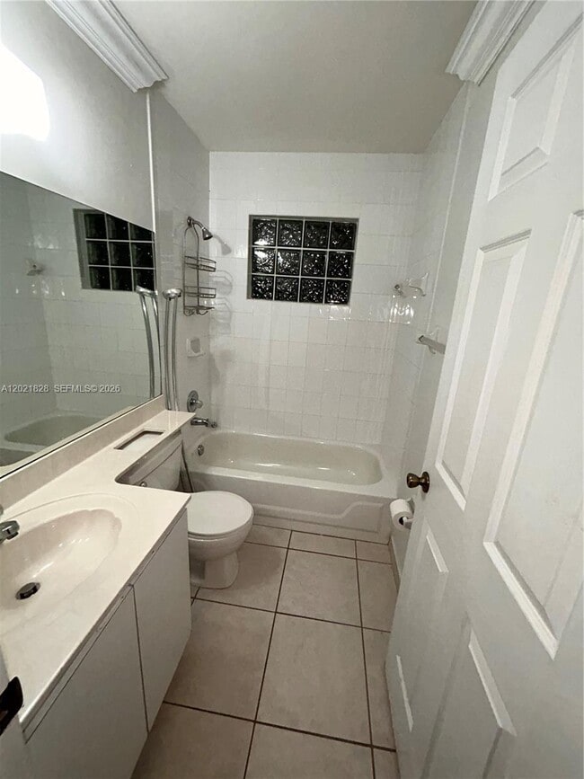 Building Photo - 14956 SW 39th St