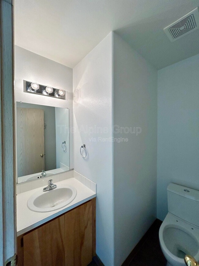 Building Photo - 11015 SW 41st Ave