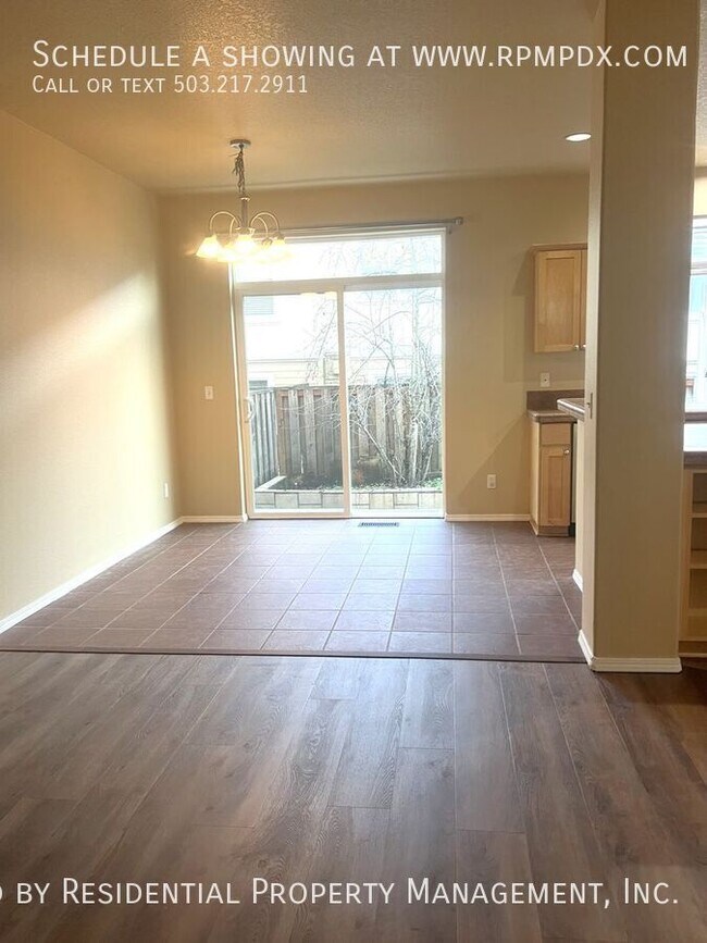 Building Photo - 17284 SW Pleasanton Ln
