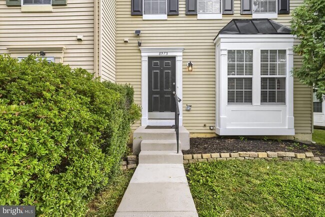 Building Photo - 8573 Black Star Cir
